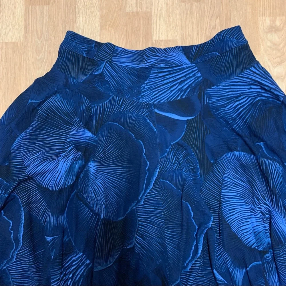 Melissa McCarthy Seven7 skirt - Picture 2 of 7
